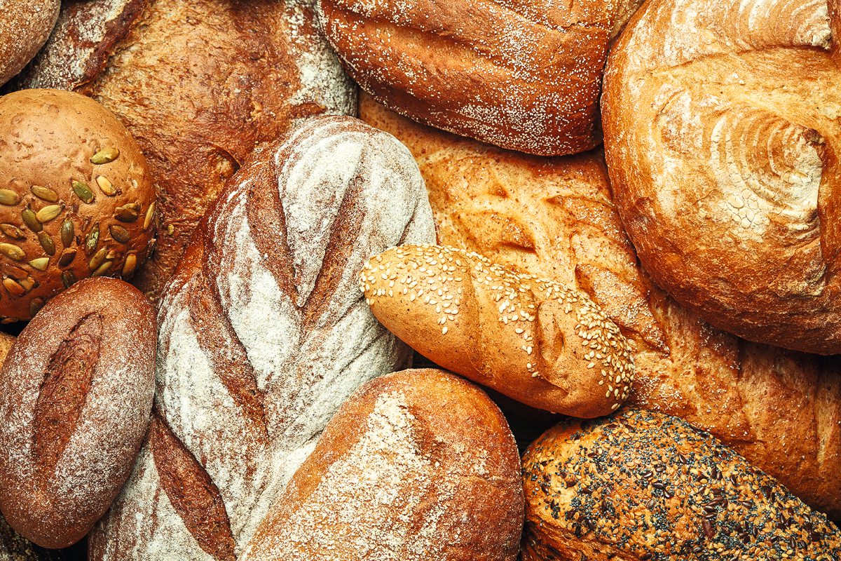 Frisches Brot und Brötchen