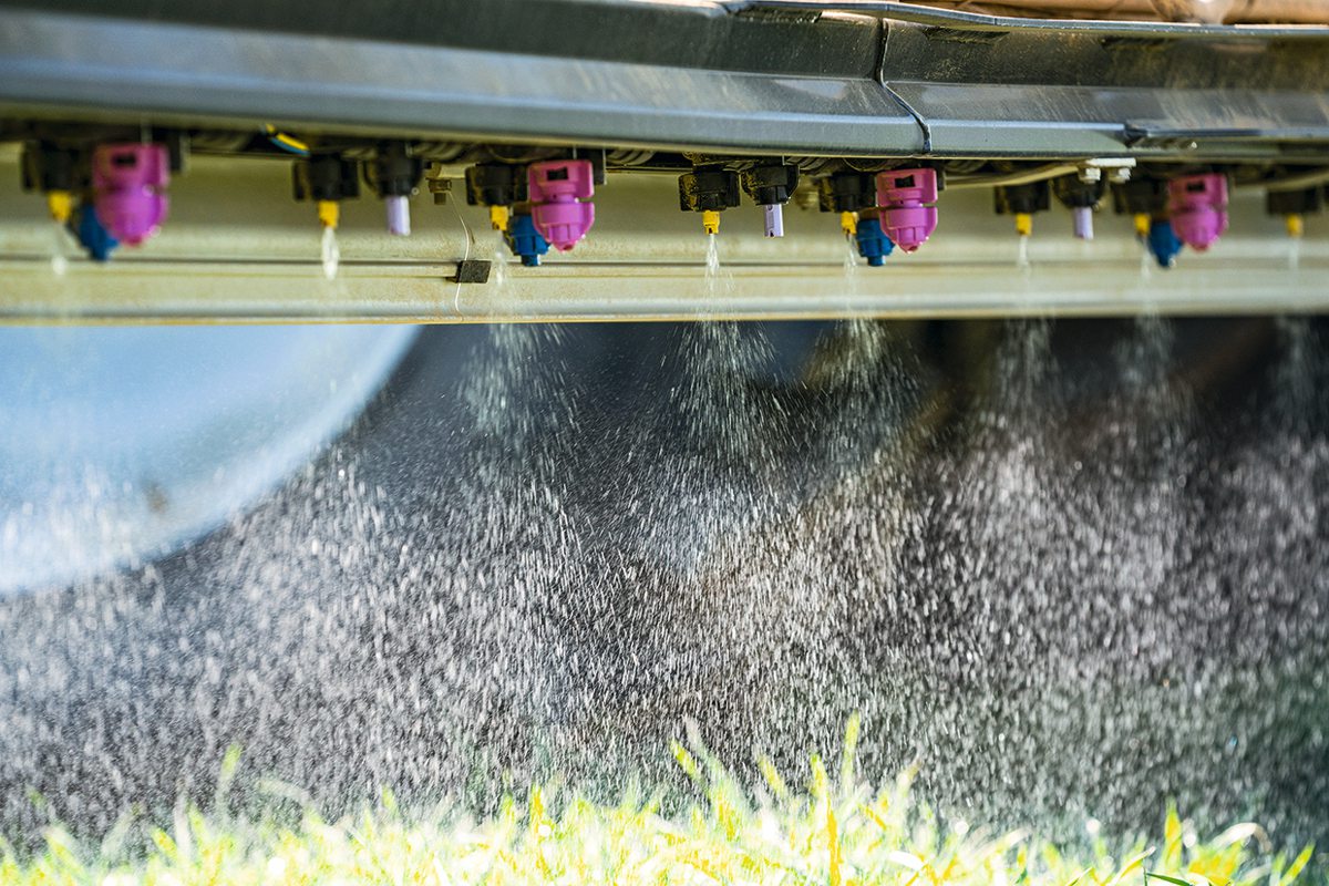 Düsen einer Pflanzenschutzspritze