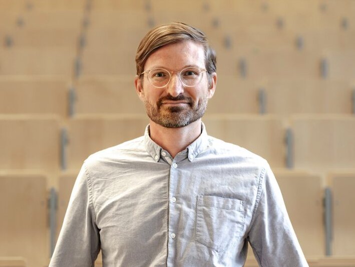 Portraitfoto Prof. Dr. Peter Breunig