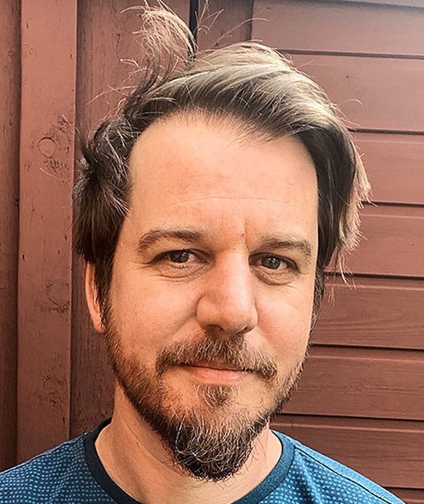 Dr. Christopher Poeplau