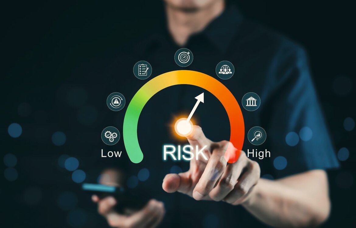 Symbolbild Risiko Tachometer