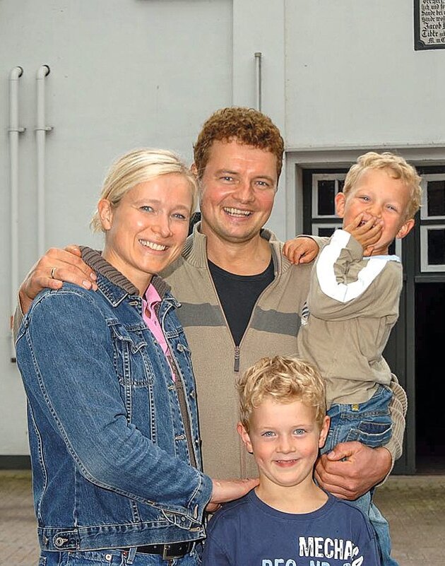 Familie mit zwei Kindern