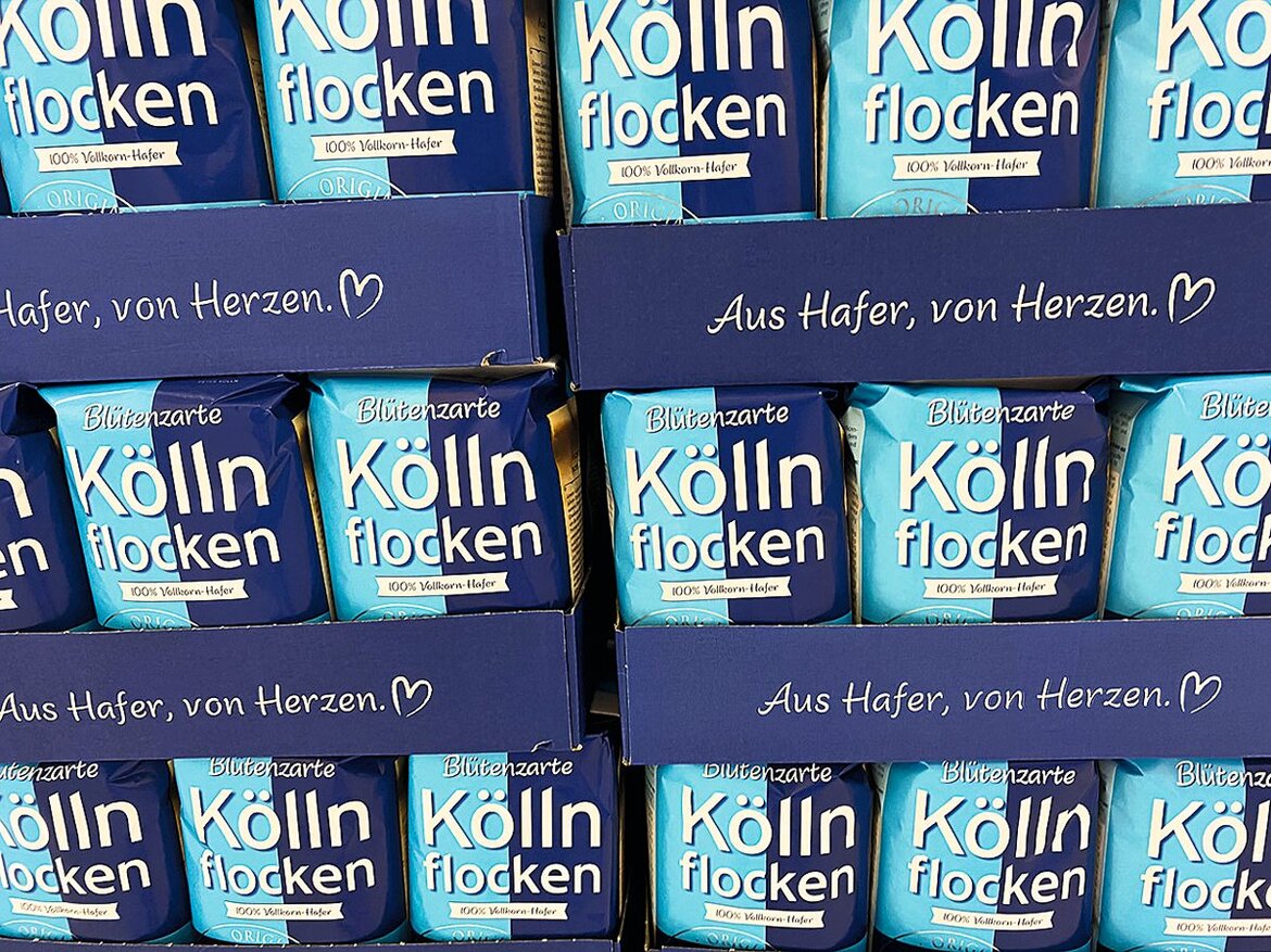 Tüten mit Kölln Flocken