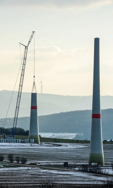 Windkrafträder im Bau