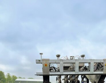 Roboter mit kamerabasierter Hacktechnik