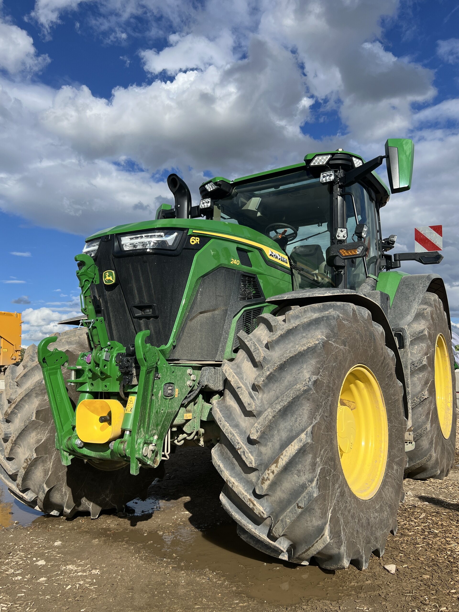 John Deere Traktormodell 6R