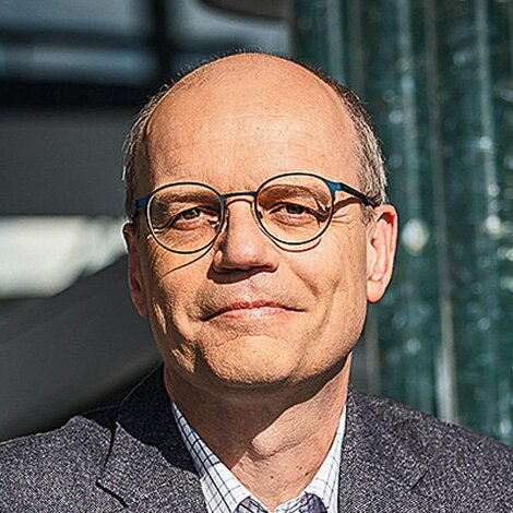 Portraitbild Dr. Torsten Beyer