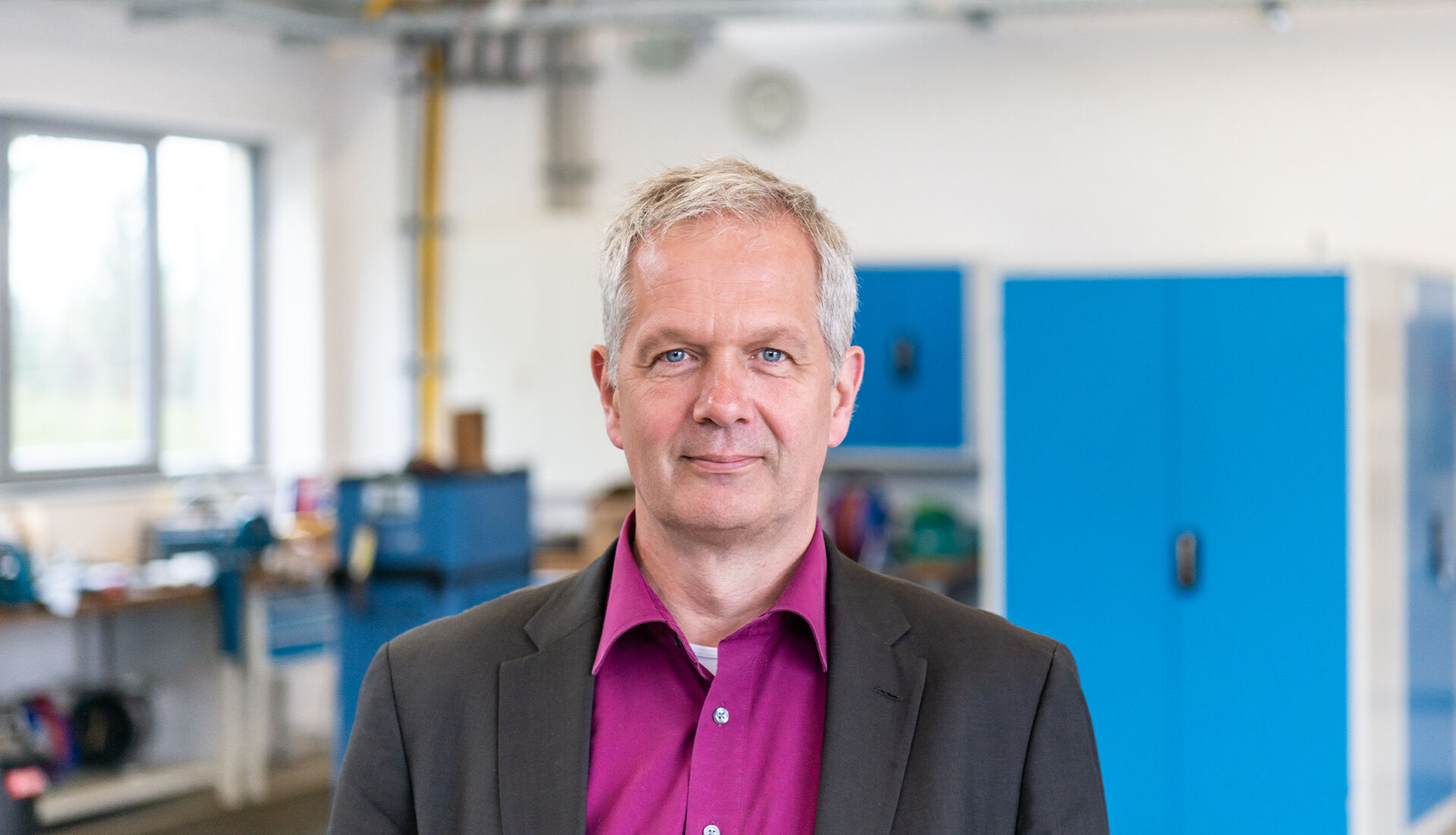 Dr. Peter Pickel
