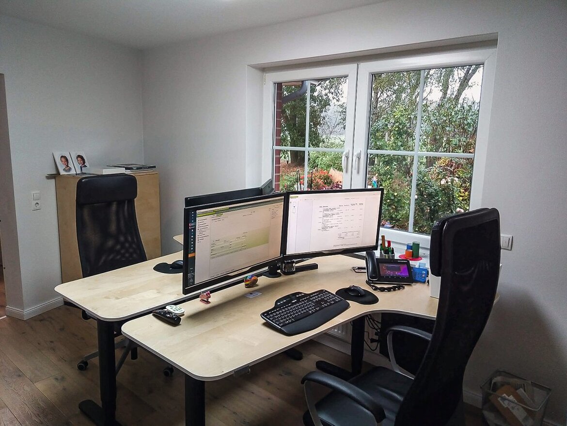 Aufgeräumtes Büro