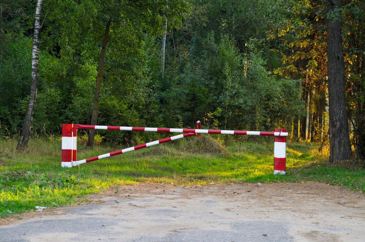 geschlossene Schranke